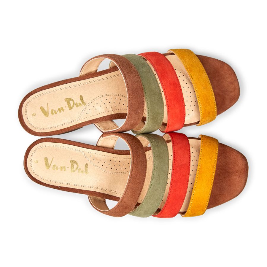 Burnham - Tan Suede