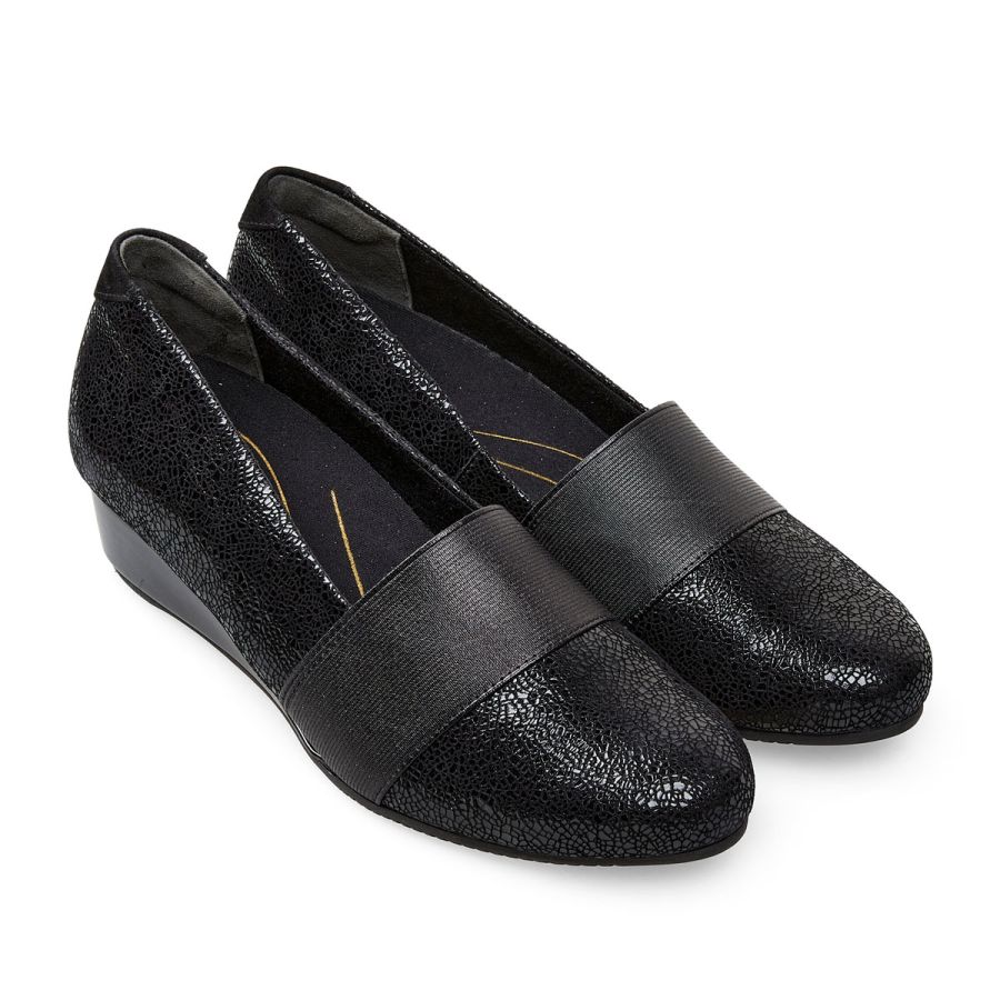 Caister - Black Crackle