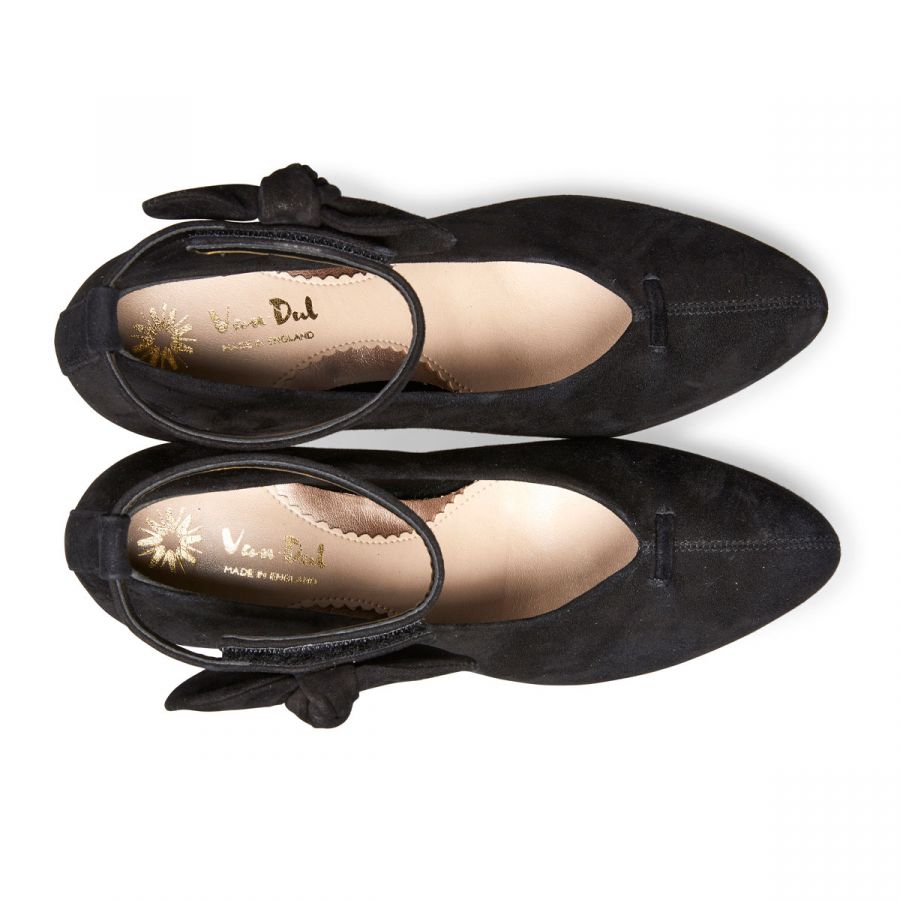 Cilla - Black Suede