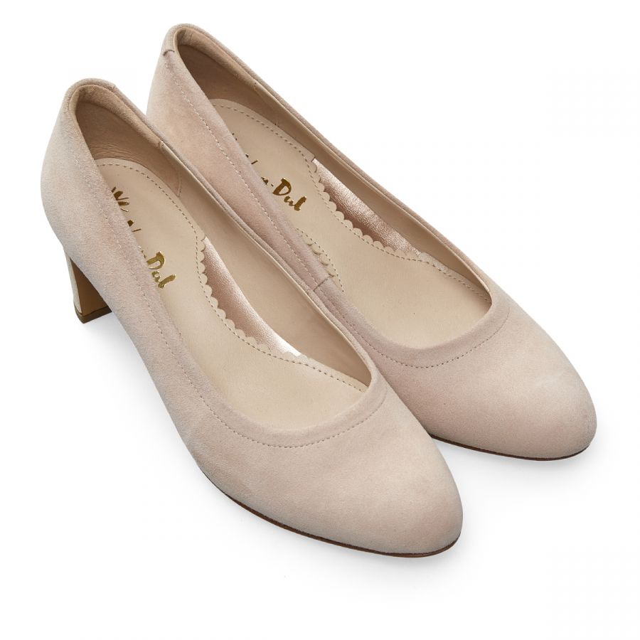 Lorne - Sesame Suede